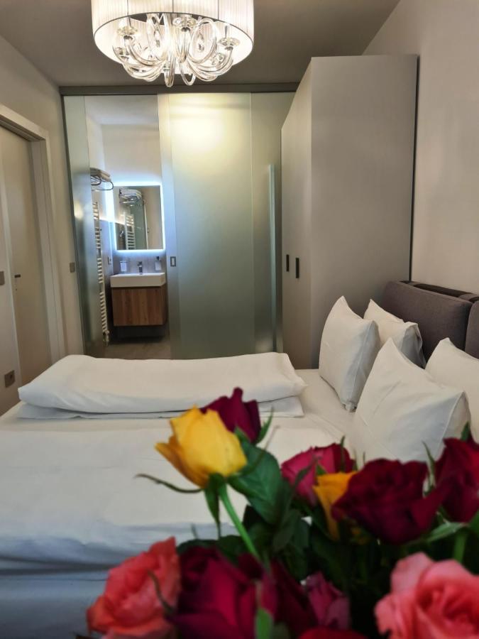 Sole Di Diana Luxury Apartments Peschiera del Garda Kültér fotó