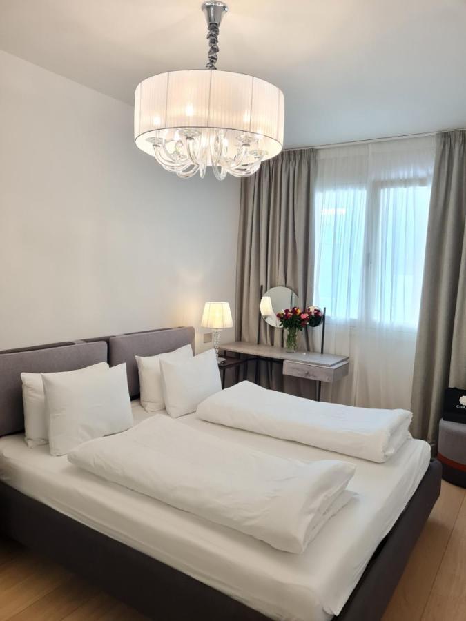 Sole Di Diana Luxury Apartments Peschiera del Garda Kültér fotó